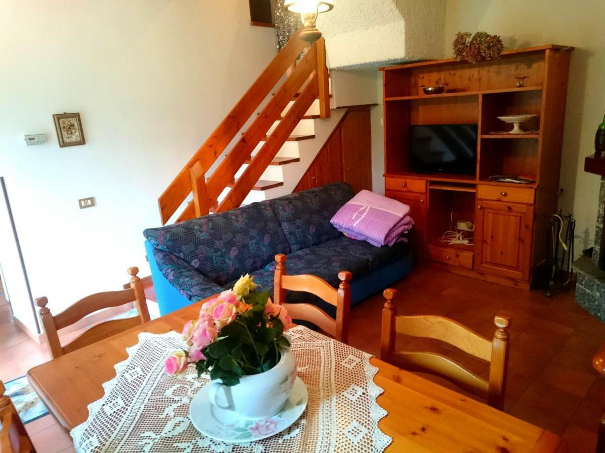 Casa Delle Rose Βίλα Teglio Εξωτερικό φωτογραφία